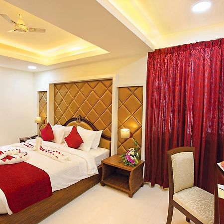 Hotel Joyees Residency Kottayam Exterior foto